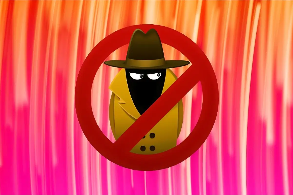 mejores apps antiespia antispyware para android espia con gabardina y la senal de prohibido