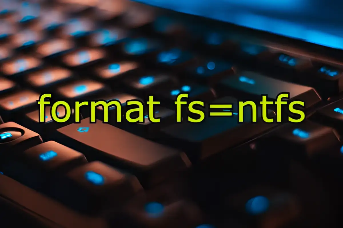 Formatear disco duro en Windows 11 Comando ms-dos sobre foto de teclado