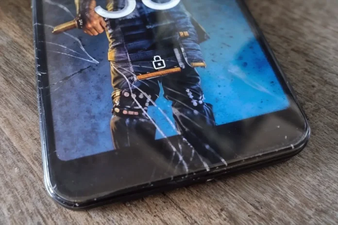 recuperar datos del telefono con pantalla rota un movil con la pantalla rota