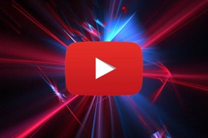 Logotipo de YouTube con un fondo de luces rojas y azules